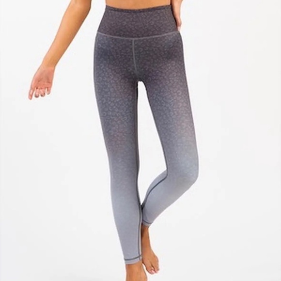 Zyia leggings - 2 pairs for 1 low price - Picture 2 of 14